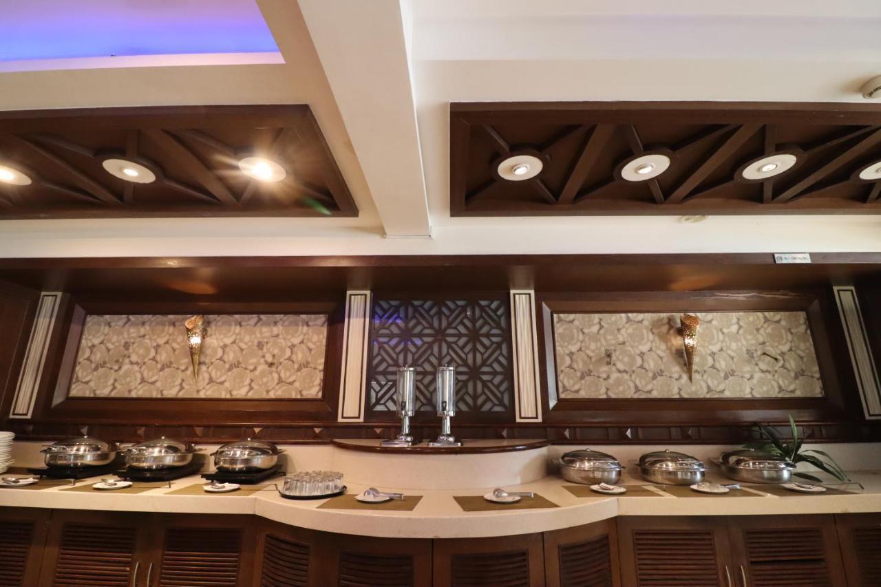 Crestmont Ashapurna Jaipur, Banipark Otel Dış mekan fotoğraf