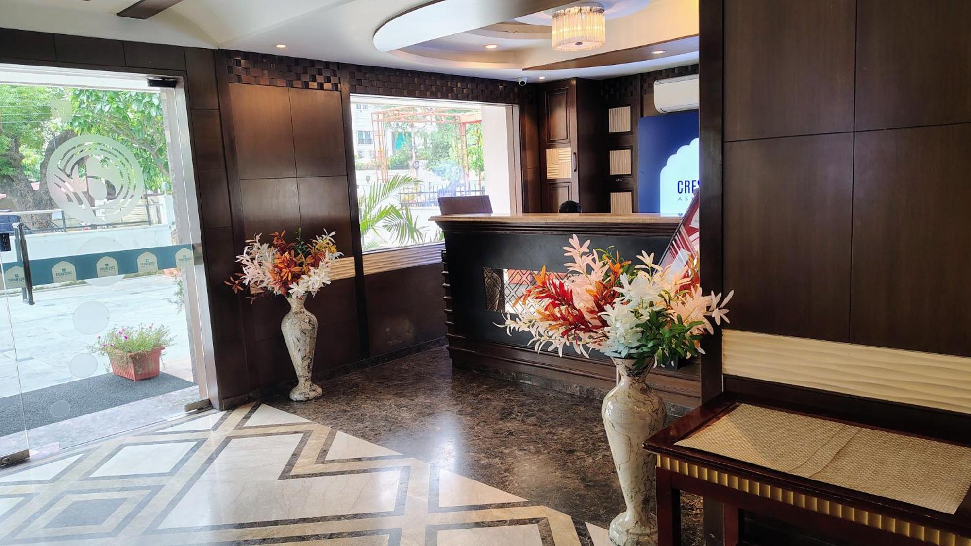 Crestmont Ashapurna Jaipur, Banipark Otel Dış mekan fotoğraf