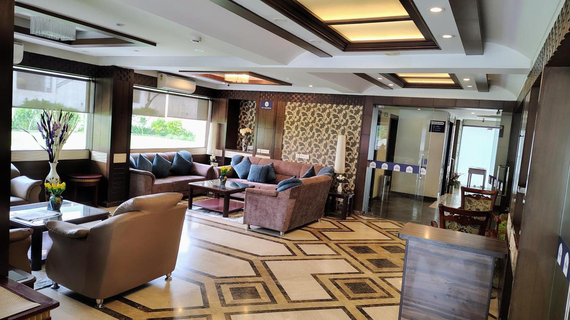 Crestmont Ashapurna Jaipur, Banipark Otel Dış mekan fotoğraf