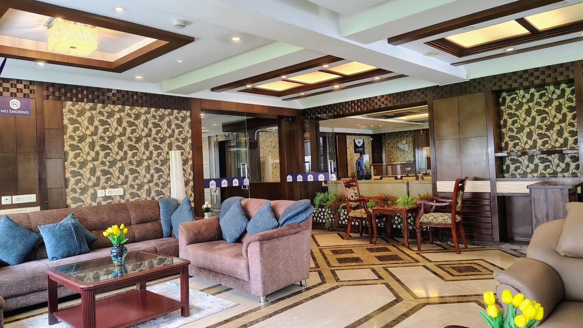 Crestmont Ashapurna Jaipur, Banipark Otel Dış mekan fotoğraf
