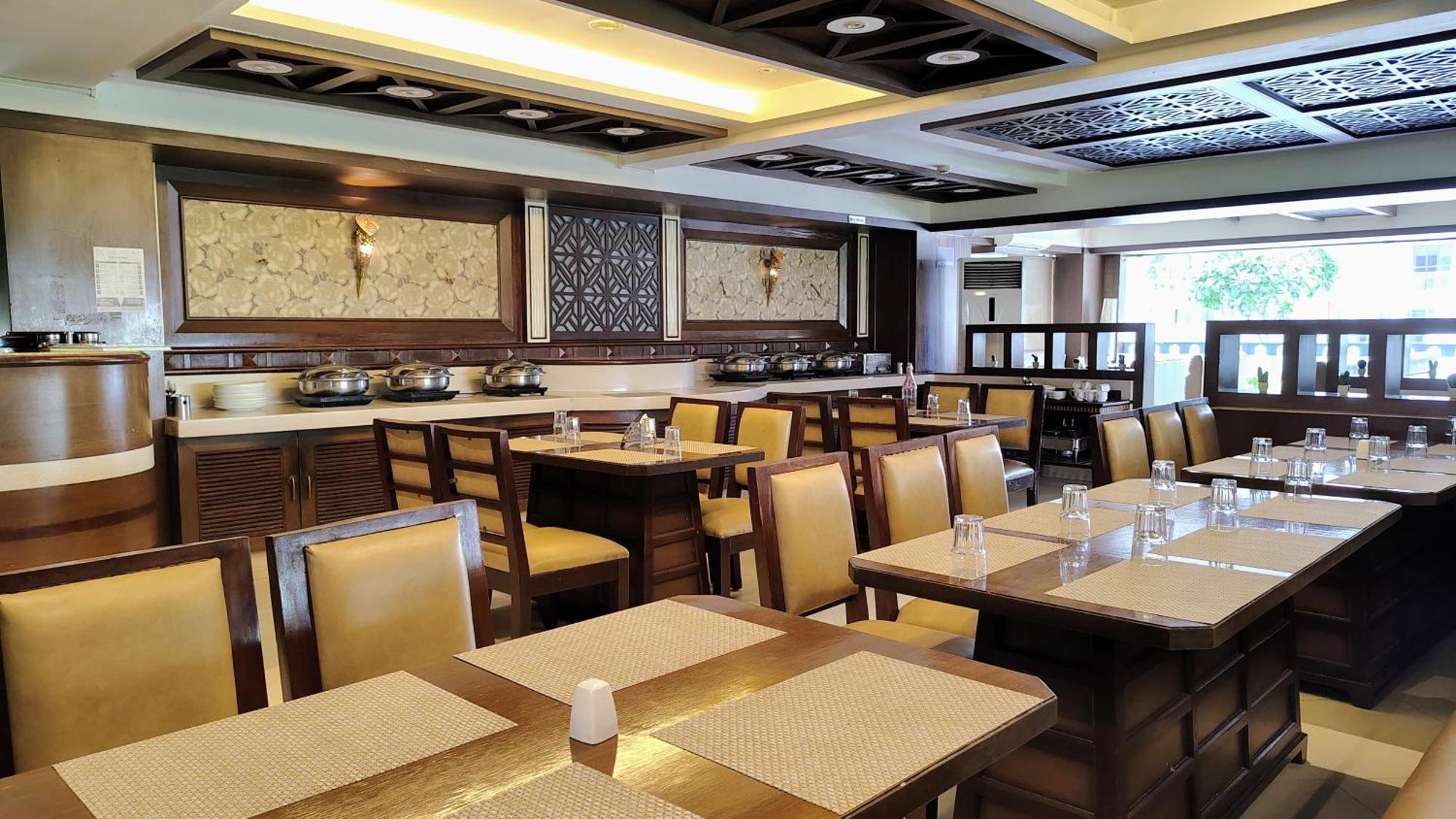 Crestmont Ashapurna Jaipur, Banipark Otel Dış mekan fotoğraf