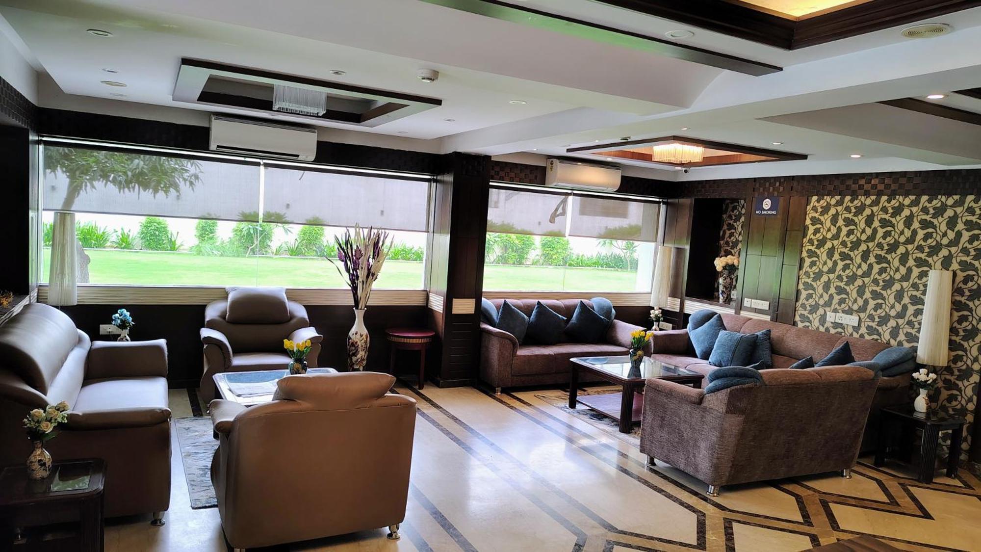 Crestmont Ashapurna Jaipur, Banipark Otel Dış mekan fotoğraf