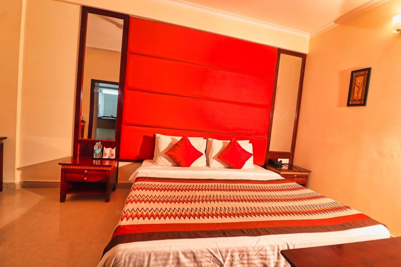 Crestmont Ashapurna Jaipur, Banipark Otel Dış mekan fotoğraf